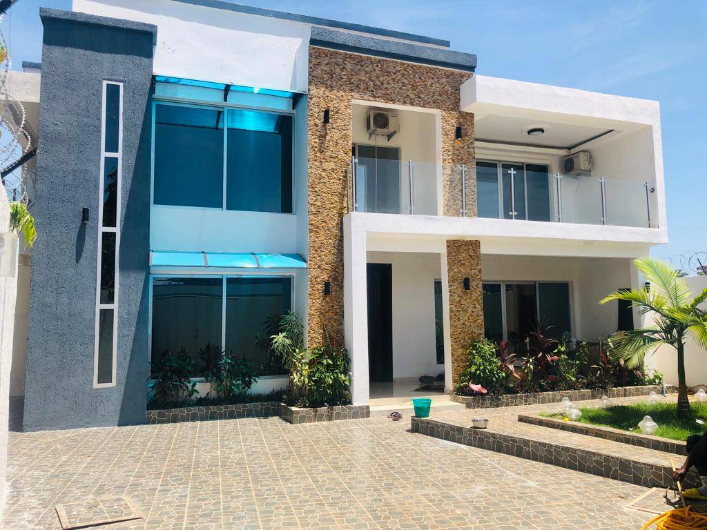 Piyole | Immobilier et Construction | Guinée Conakry